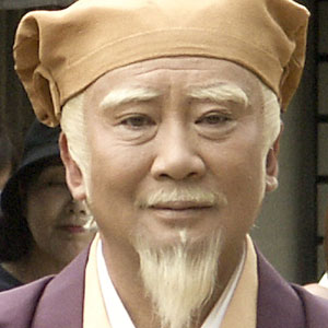 里見浩太朗